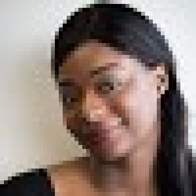 Alcynna Lloyd