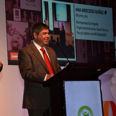 Alfredo Bustillo
