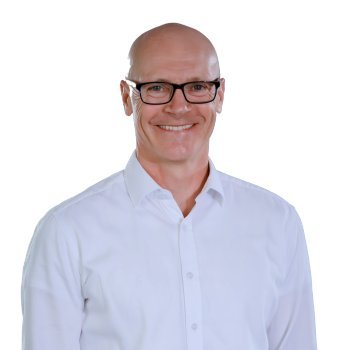 Andrew Hallam