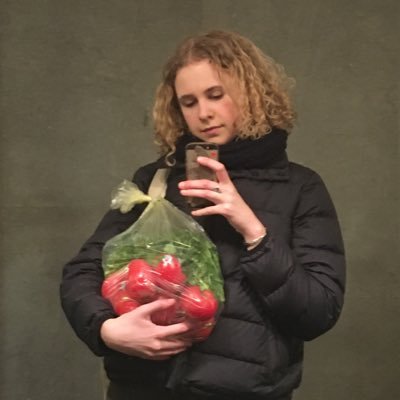 Anna Van Dine