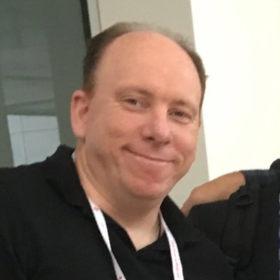 Damian Holmes