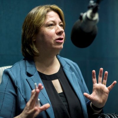 Debbie Hiott