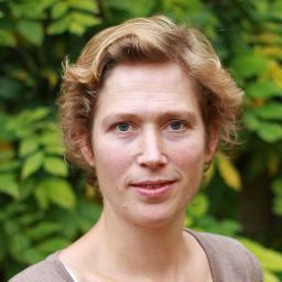 Esther van Sluijs