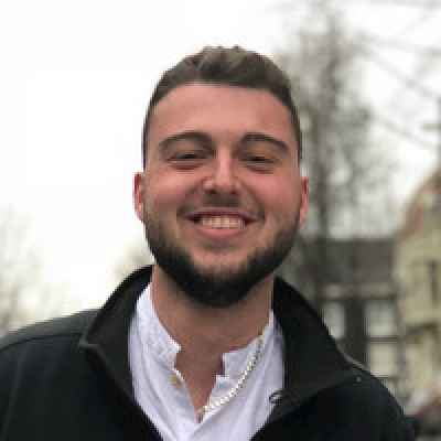Ethan Cadeaux