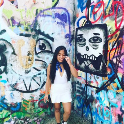 Isis Briones
