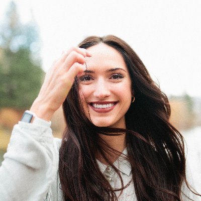 Julia-Grace Sanders