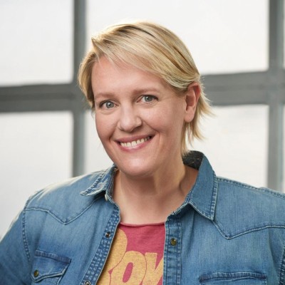 Julie Van Rosendaal
