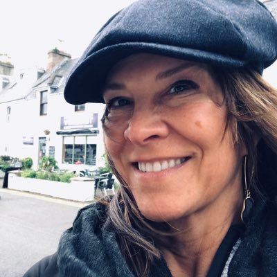 Karen Leslie
