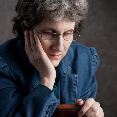 Kathi Wolfe