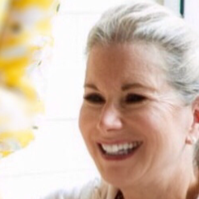 Laurie Jo Miller Farr