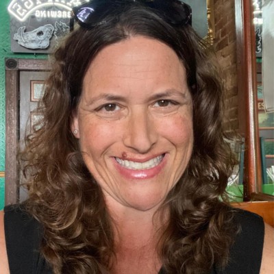 Leah Singer