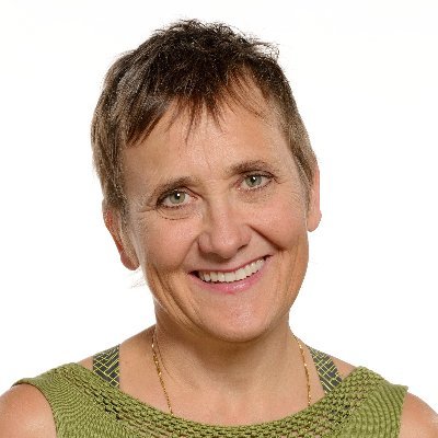 Loreen Pindera
