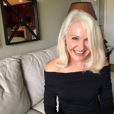 Melinda Lee
