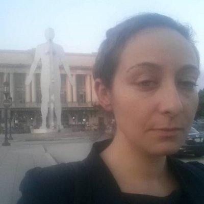 Rebecca Shimoni Stoil