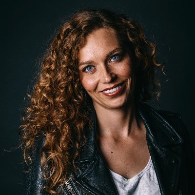 Roxanne Stone