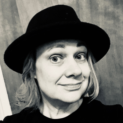 Sharon Knolle