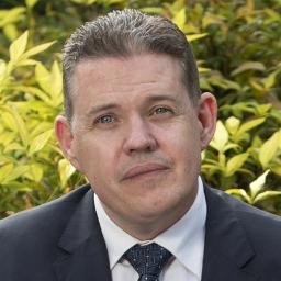 Simon Stewart