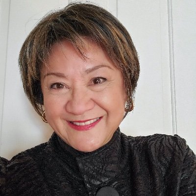 Suzette Standring