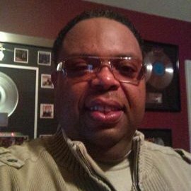 Timothy L Snell