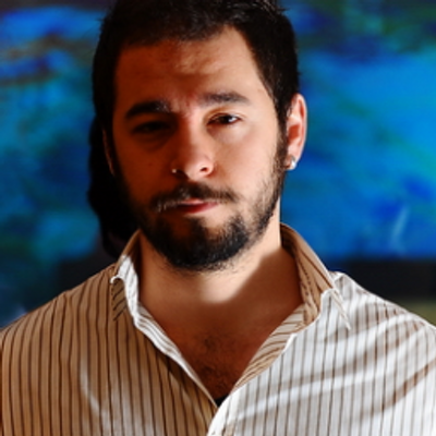 Yazar SavaŘџ Í–nemli